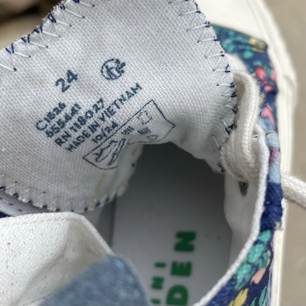 Mini Boden Girls High Top Floral Sneakers Size 24 US  7.5 Zip Up & Lace